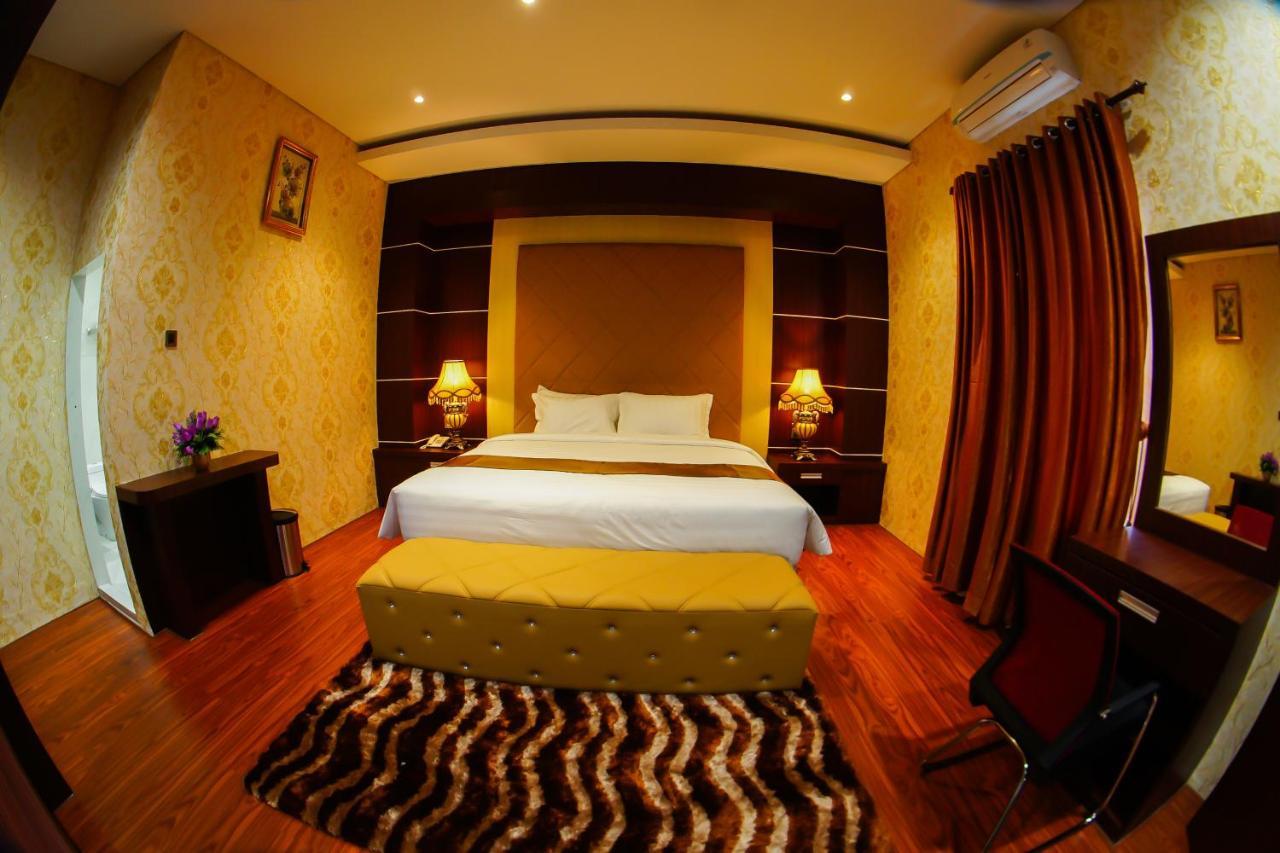 Singapore City Hotel Batu Bara Sungaibalai Ngoại thất bức ảnh